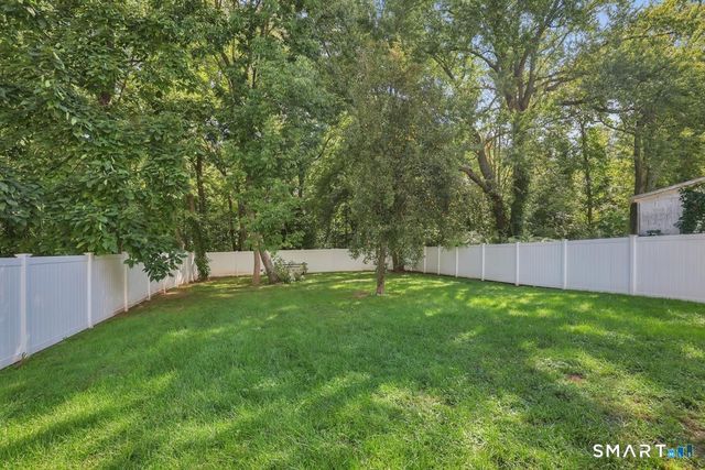 230 Farm Hill Road, Middletown, CT 06457