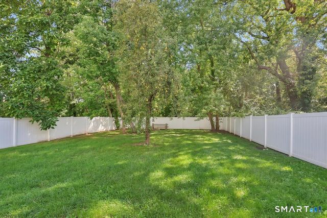 230 Farm Hill Road, Middletown, CT 06457