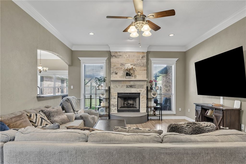 2703 Colony Hills Drive, Bryan, TX 77808 — exterior