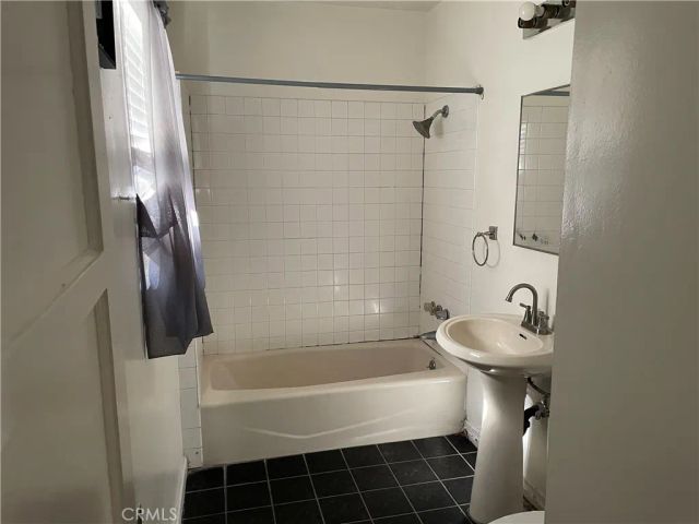464 W Wilson Ave, Glendale, CA 91203