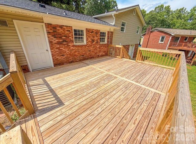 130 Powder Horn Road, Mooresville, NC 28115