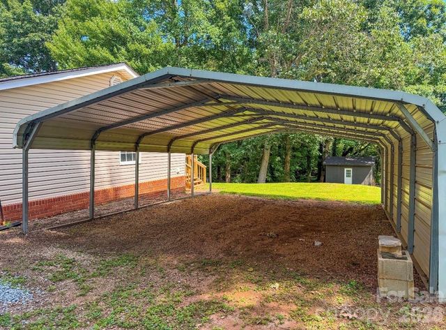 130 Powder Horn Road, Mooresville, NC 28115