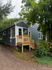 242 Hill Street, Ishpeming, MI 49849