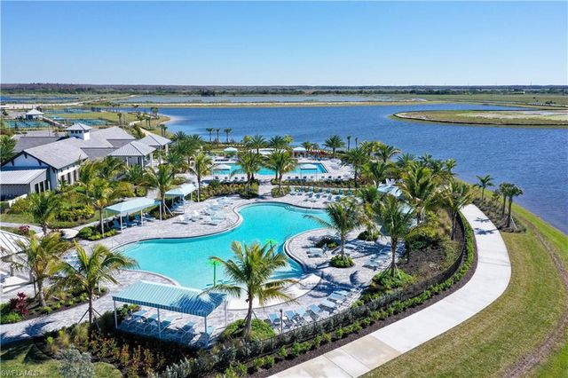 4135 Pegasus WAY, Naples, FL 34120