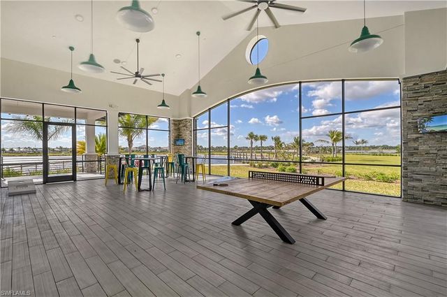 4135 Pegasus WAY, Naples, FL 34120