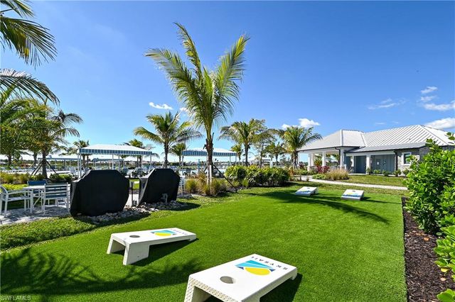 4135 Pegasus WAY, Naples, FL 34120