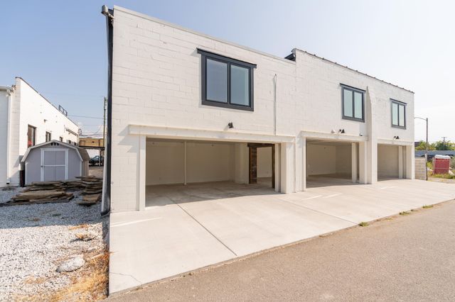 614 E Main St # 204, Chattanooga, TN 37408