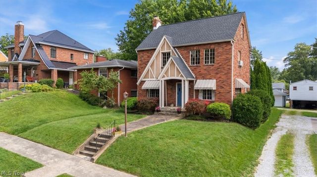 2009 20th Street, Parkersburg, WV 26101