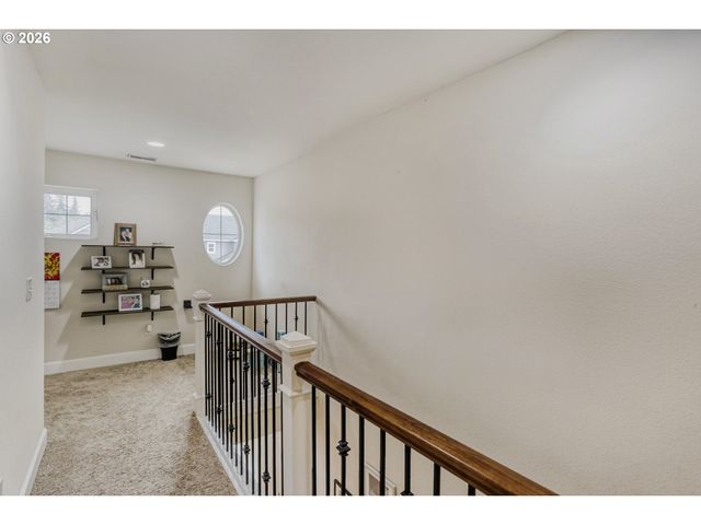 15823 Se Basalt Ct, Damascus, OR 97089