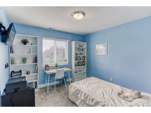 15823 Se Basalt Ct, Damascus, OR 97089