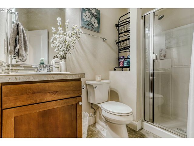 15823 Se Basalt Ct, Damascus, OR 97089