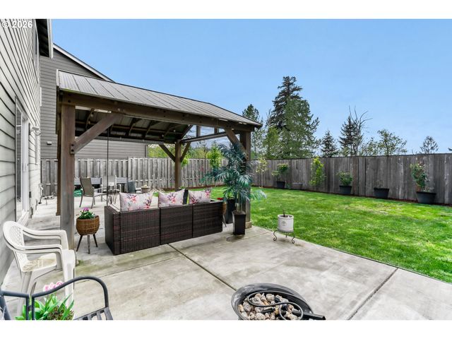 15823 Se Basalt Ct, Damascus, OR 97089