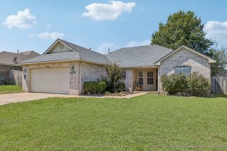 11818 N 109th East Avenue, Collinsville, OK 74021