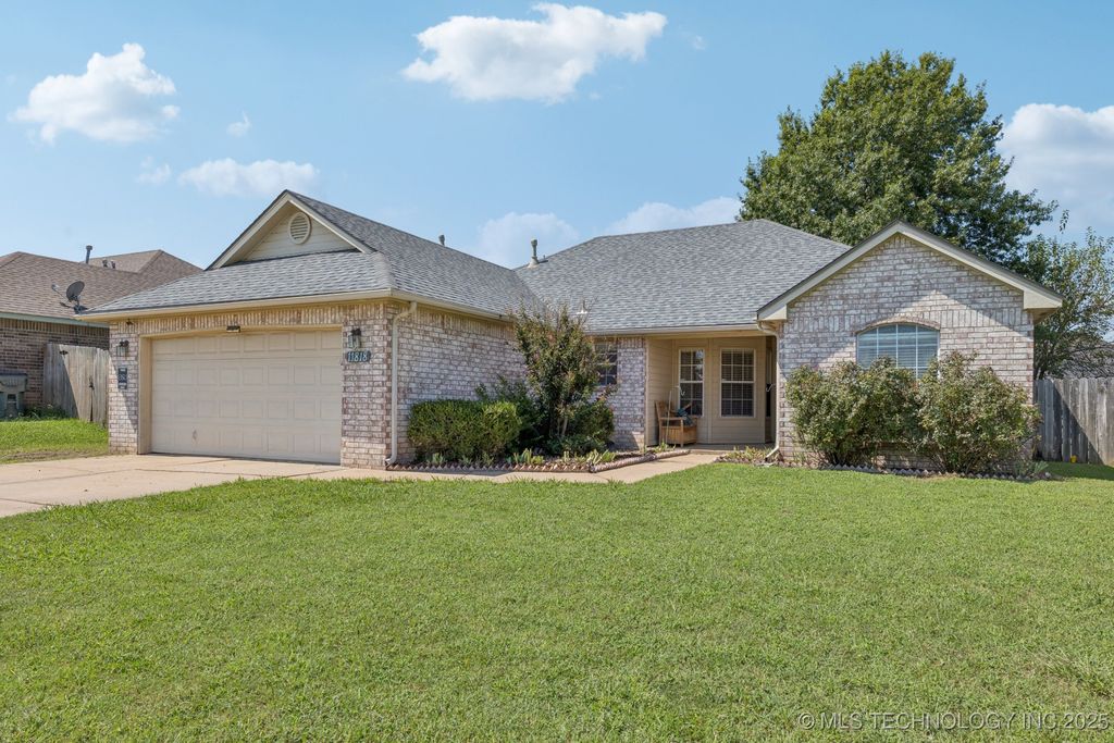 11818 N 109th East Avenue, Collinsville, OK 74021