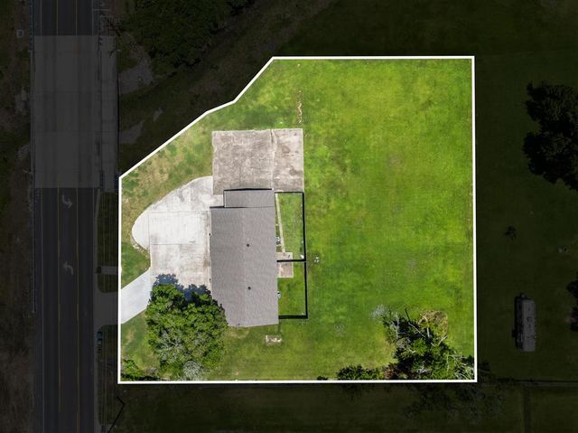 528 Currie Drive, Sulphur, LA 70665