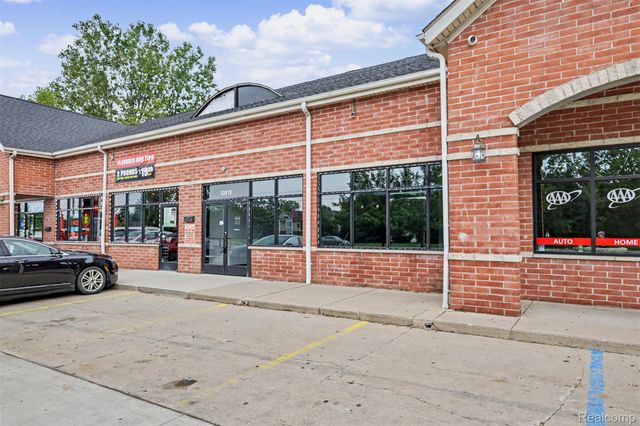 33970 Van Born Road, Wayne, MI 48184