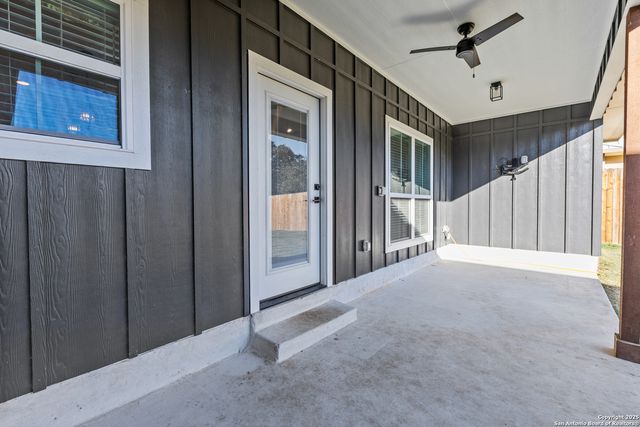 1015 Timbercrest, Pleasanton, TX 78064