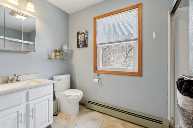 335 Oak Drive, New Windsor, NY 12553