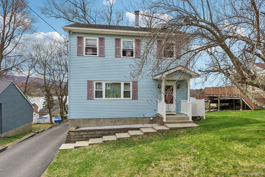 335 Oak Drive, New Windsor, NY 12553