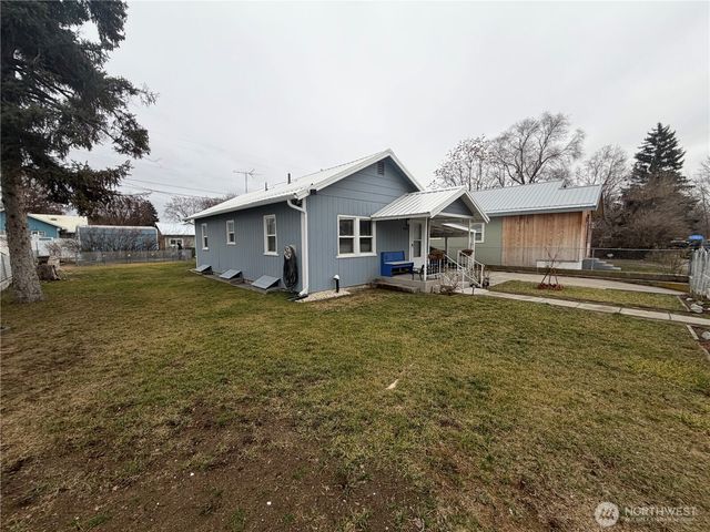 409 S Birch Street, Omak, WA 98841