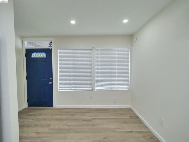 622 Alice St., Oakland, CA 94607