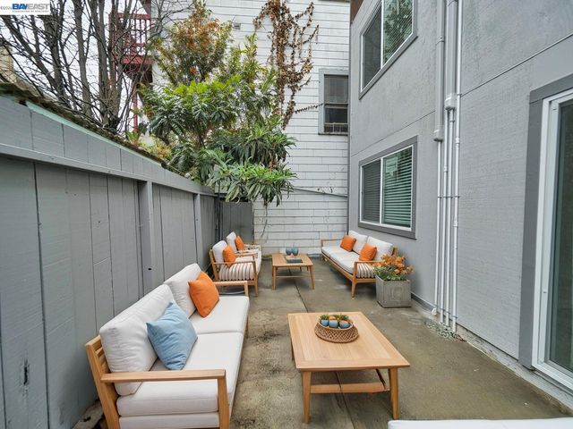 622 Alice St., Oakland, CA 94607