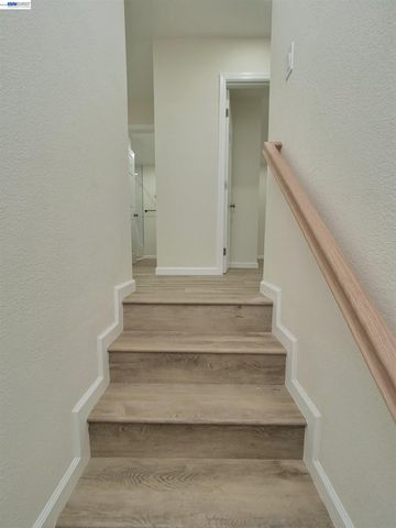 622 Alice St., Oakland, CA 94607