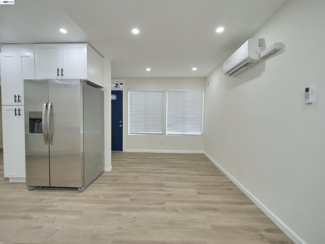 622 Alice St., Oakland, CA 94607