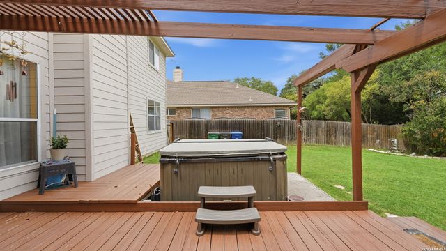 15402 Fall Place, San Antonio, TX 78247