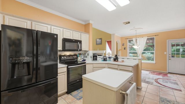 15402 Fall Place, San Antonio, TX 78247