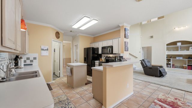 15402 Fall Place, San Antonio, TX 78247