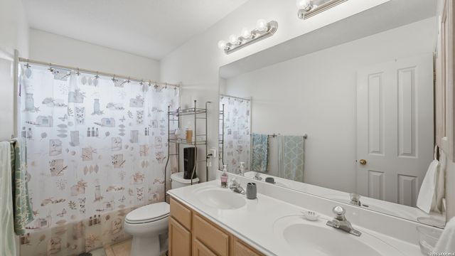 15402 Fall Place, San Antonio, TX 78247