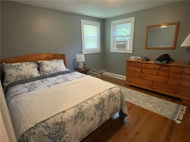 25 Waite Court, North Kingstown, RI 02852