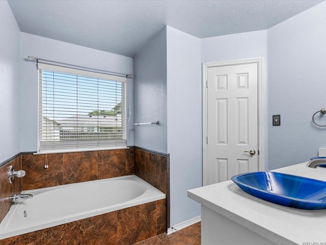2209 STONECREST PATH, New Braunfels, TX 78130