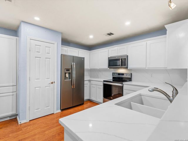 2209 STONECREST PATH, New Braunfels, TX 78130