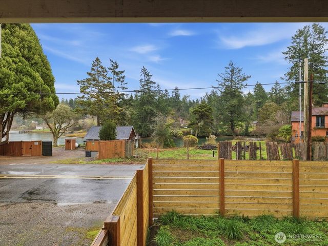 16602 - 16608 Delano Road, Lakebay, WA 98349