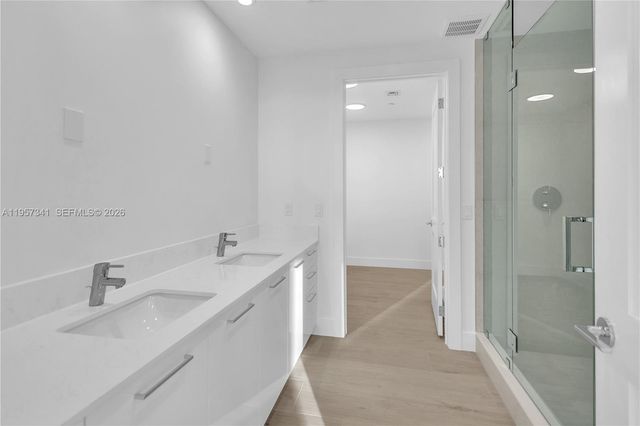 153 N SEABREEZE BLVD 2003S, Fort Lauderdale, FL 33304