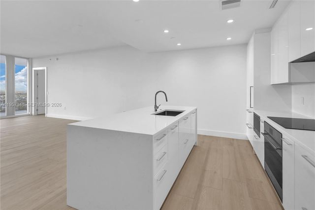 153 N SEABREEZE BLVD 2003S, Fort Lauderdale, FL 33304