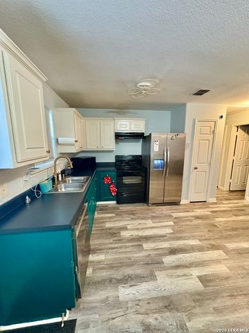 11219 Pecan Cyn, San Antonio, TX 78252