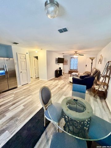 11219 Pecan Cyn, San Antonio, TX 78252