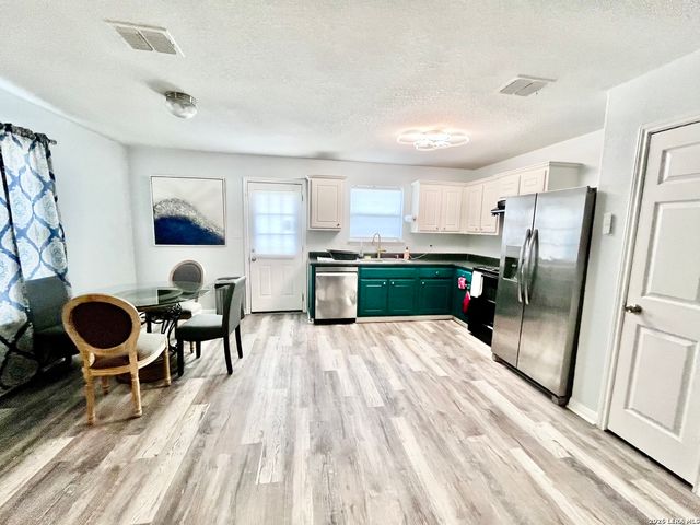 11219 Pecan Cyn, San Antonio, TX 78252