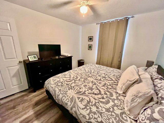 11219 Pecan Cyn, San Antonio, TX 78252