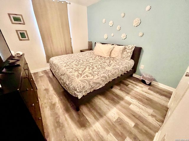 11219 Pecan Cyn, San Antonio, TX 78252