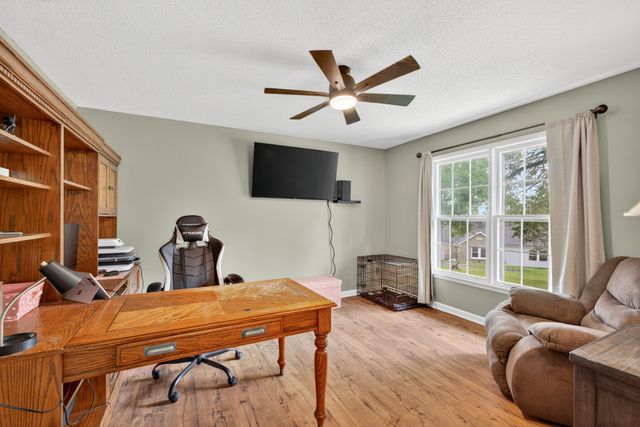1802 Dunroamin Ln, Fayetteville, TN 37334