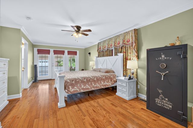 1802 Dunroamin Ln, Fayetteville, TN 37334