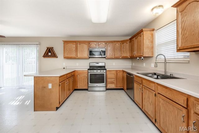347 Logan Drive, O'fallon, IL 62269