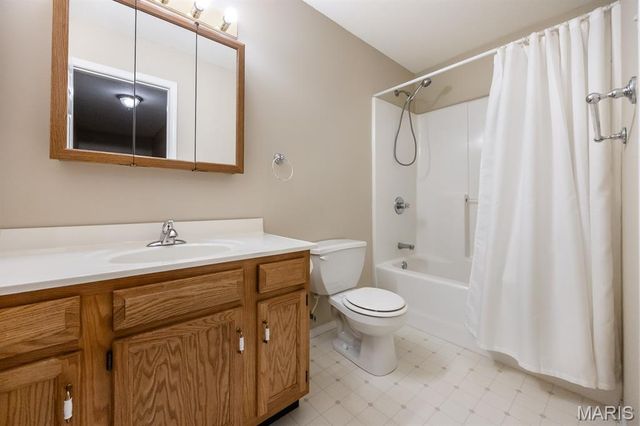 347 Logan Drive, O'fallon, IL 62269
