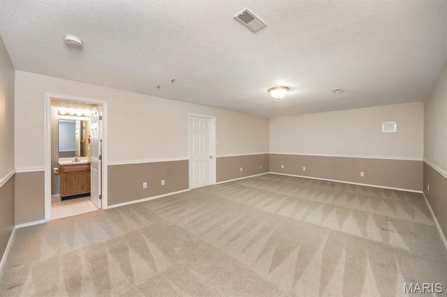 347 Logan Drive, O'fallon, IL 62269