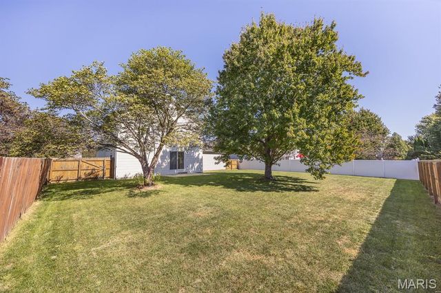 347 Logan Drive, O'fallon, IL 62269