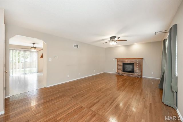 347 Logan Drive, O'fallon, IL 62269